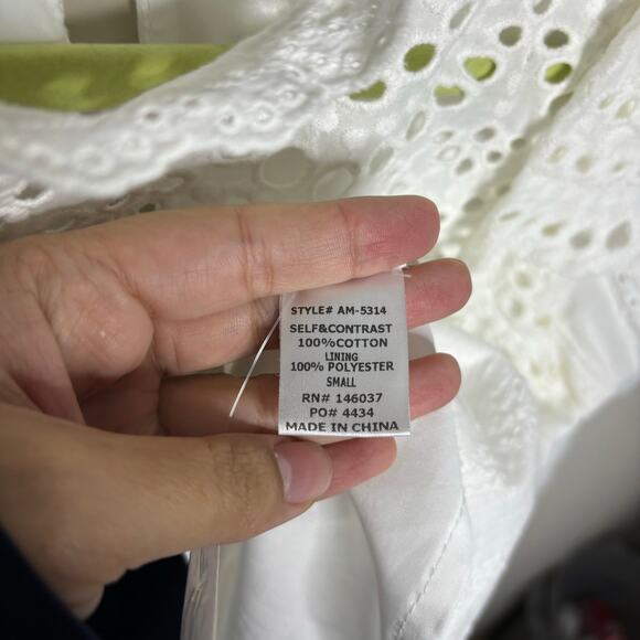 AEOM White Eyelet Lace Blouse Sz S - Picture 5 of 10